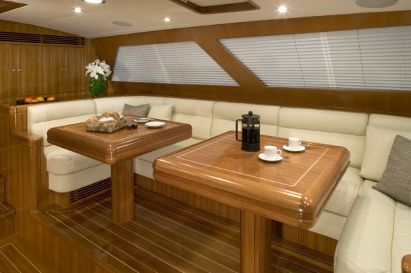 Views: 2,727
Added: 05.07.05
900x599 (174.5 KB)